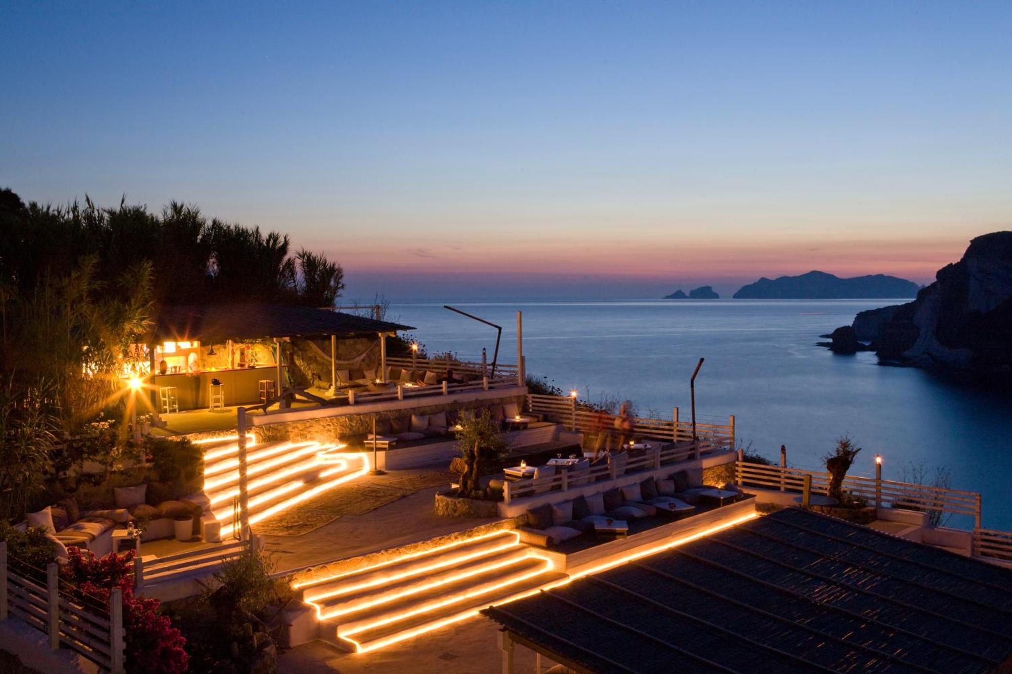 Hotel Chiaia Di Luna Ponza Exteriör bild