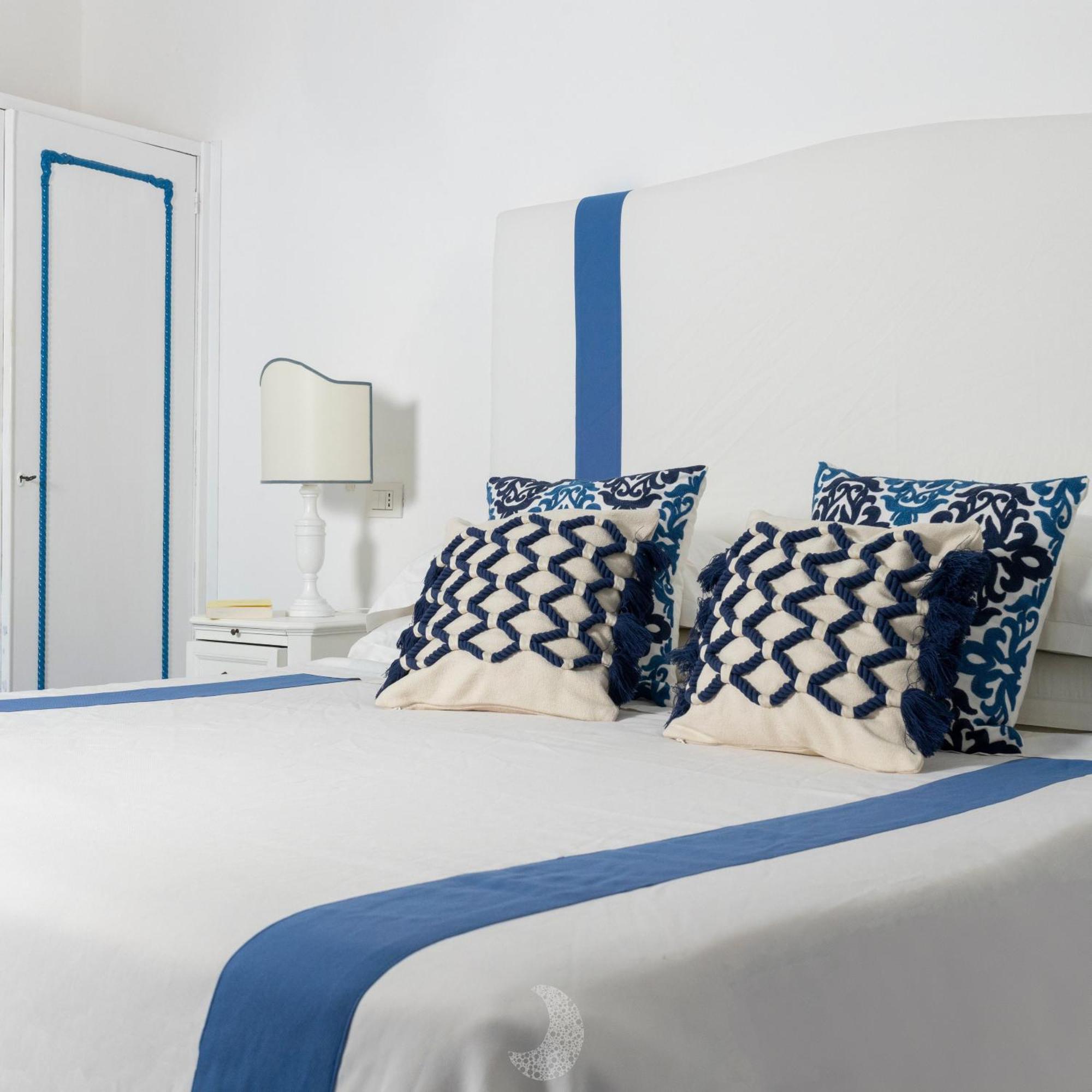 Hotel Chiaia Di Luna Ponza Exteriör bild