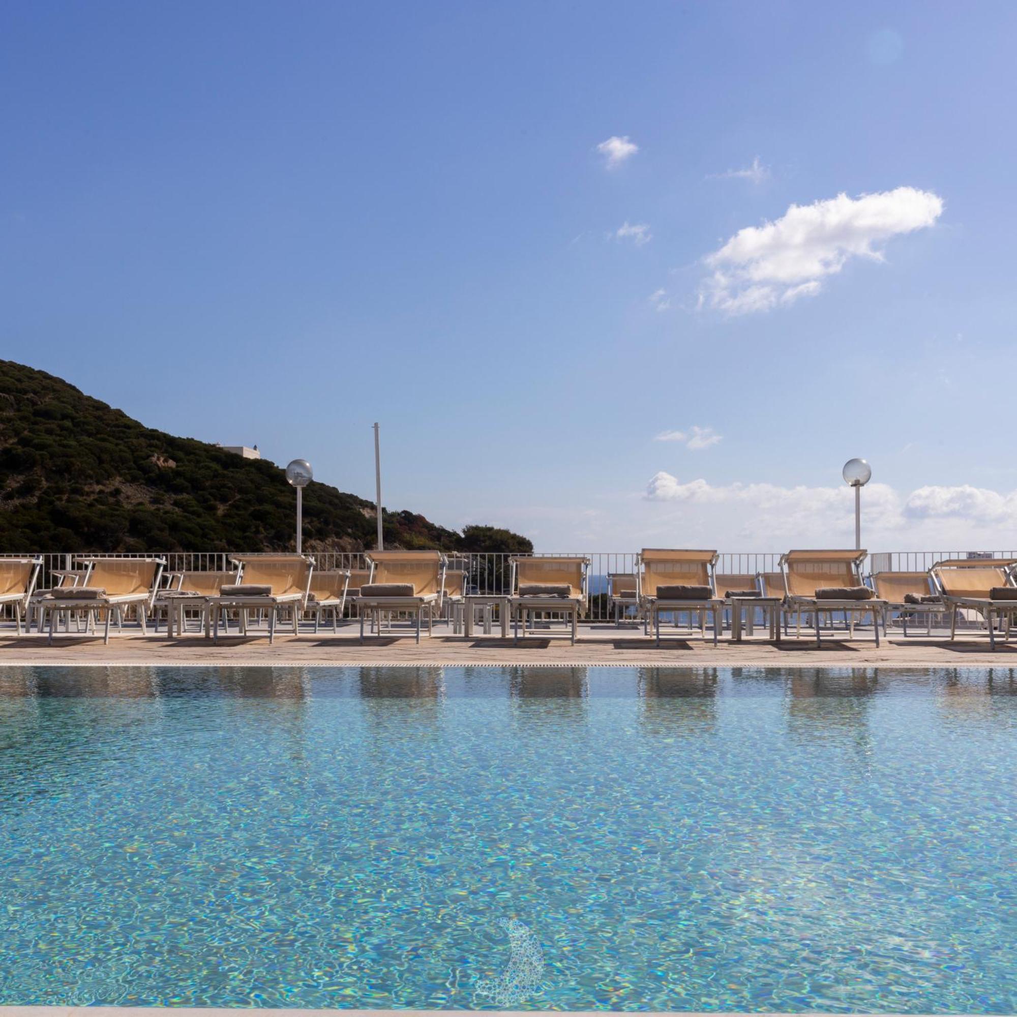 Hotel Chiaia Di Luna Ponza Exteriör bild