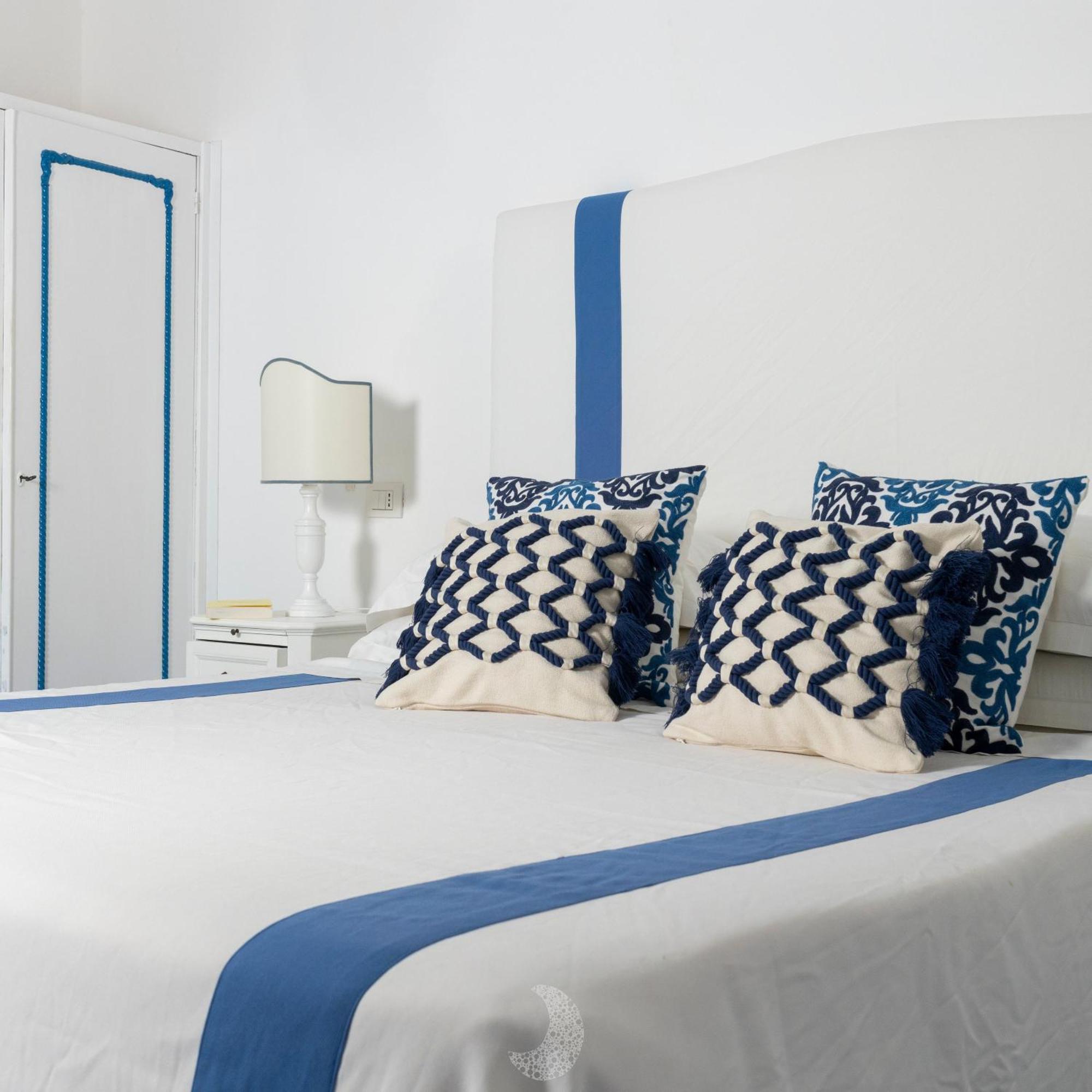 Hotel Chiaia Di Luna Ponza Exteriör bild