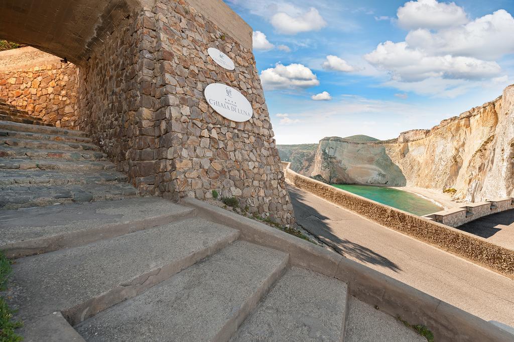Hotel Chiaia Di Luna Ponza Exteriör bild