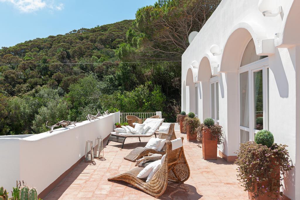 Hotel Chiaia Di Luna Ponza Exteriör bild
