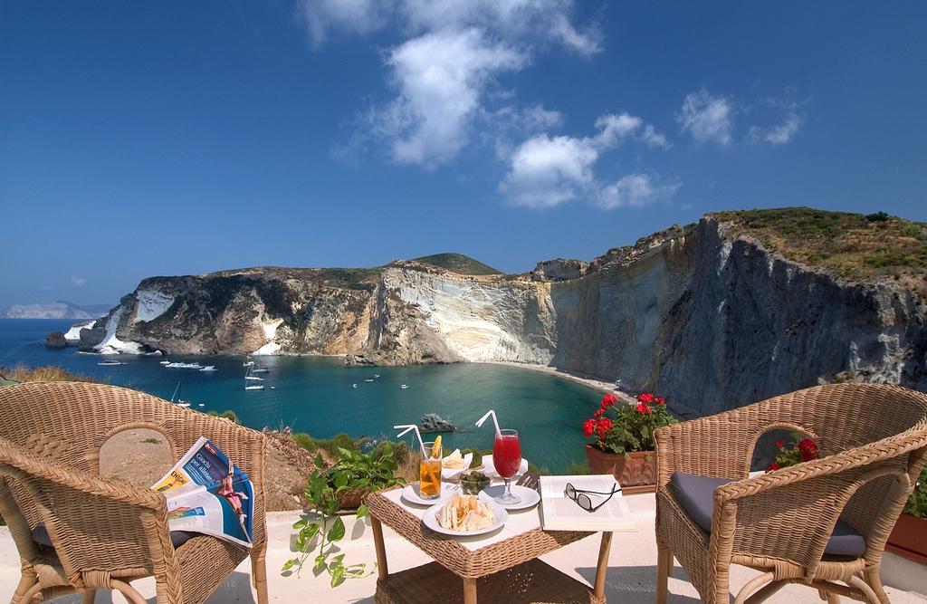 Hotel Chiaia Di Luna Ponza Exteriör bild